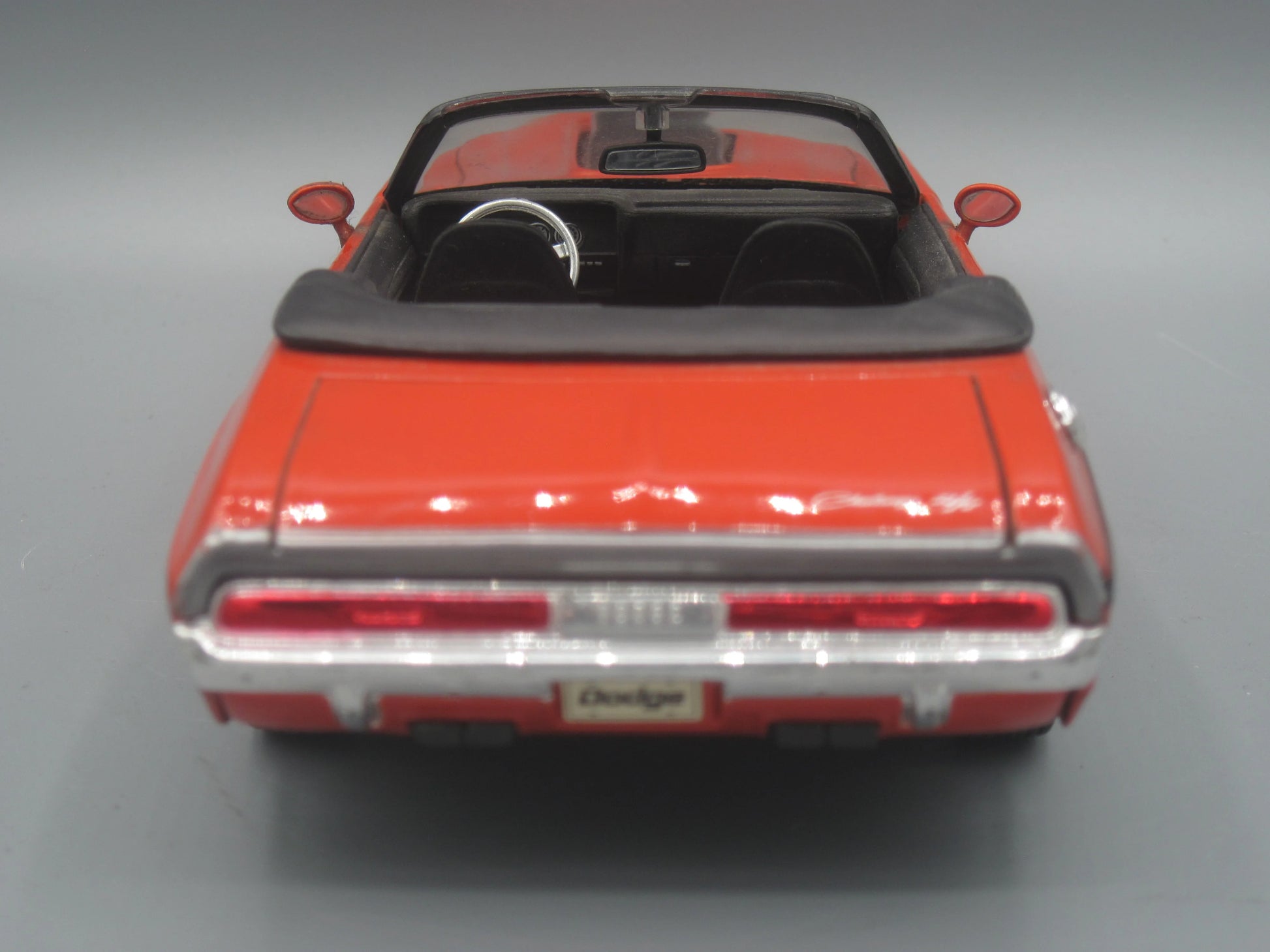 Maisto   Dodge Challenger R/T 1970 Red