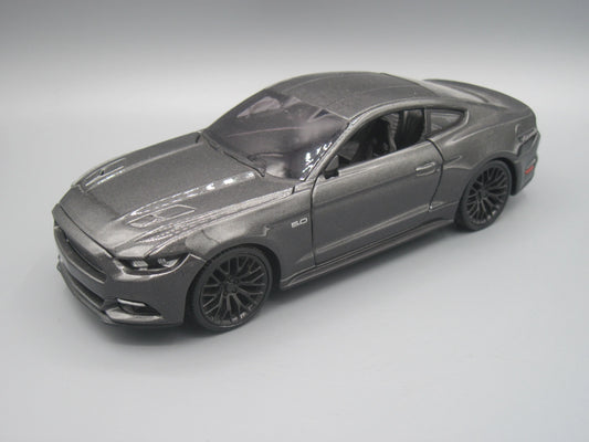 Maisto   Ford Mustang GT 2015 Grey