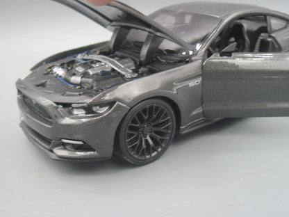 Maisto   Ford Mustang GT 2015 Grey