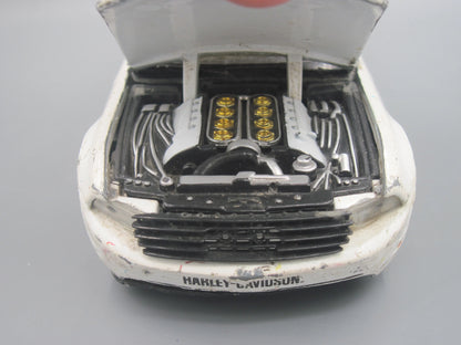 Maisto   Ford Mustang GT 2011 White & Black Harley Davidson