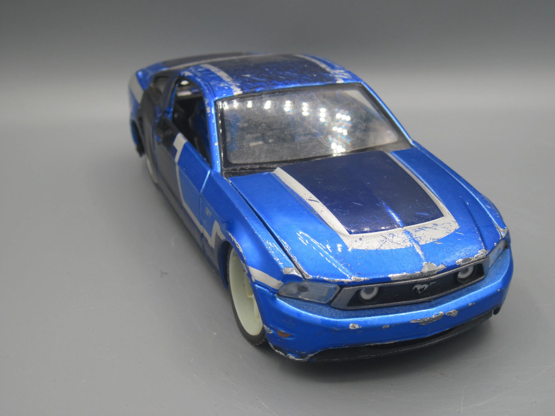 Maisto   Ford Mustang GT 2011 Blue
