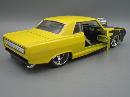 Maisto   Chevrolet Chevelle Malibu SS 1965 Yellow
