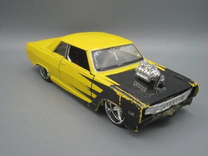 Maisto   Chevrolet Chevelle Malibu SS 1965 Yellow