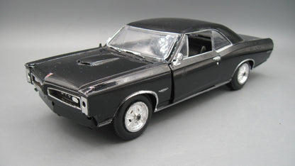 New Ray   Pontiac GTO 1966 Black