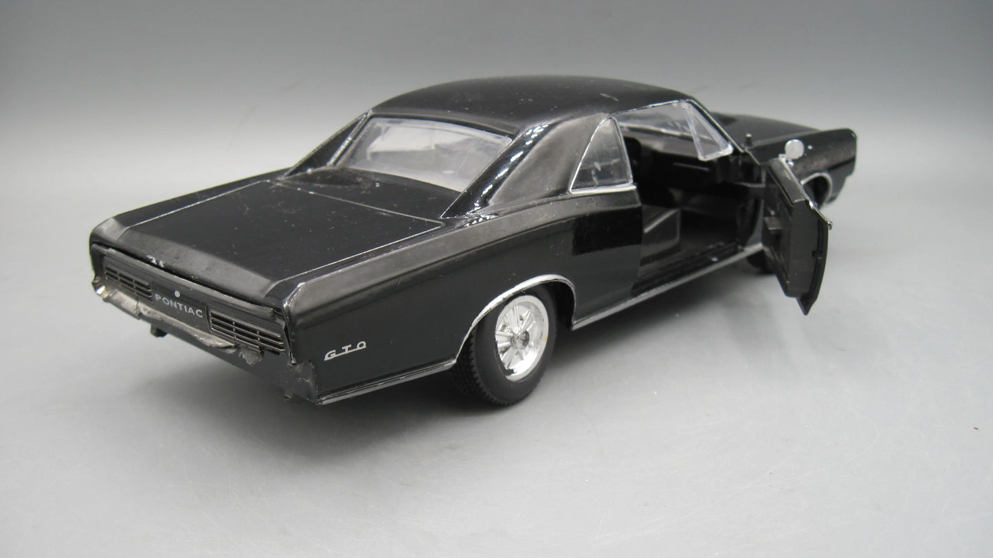 New Ray   Pontiac GTO 1966 Black