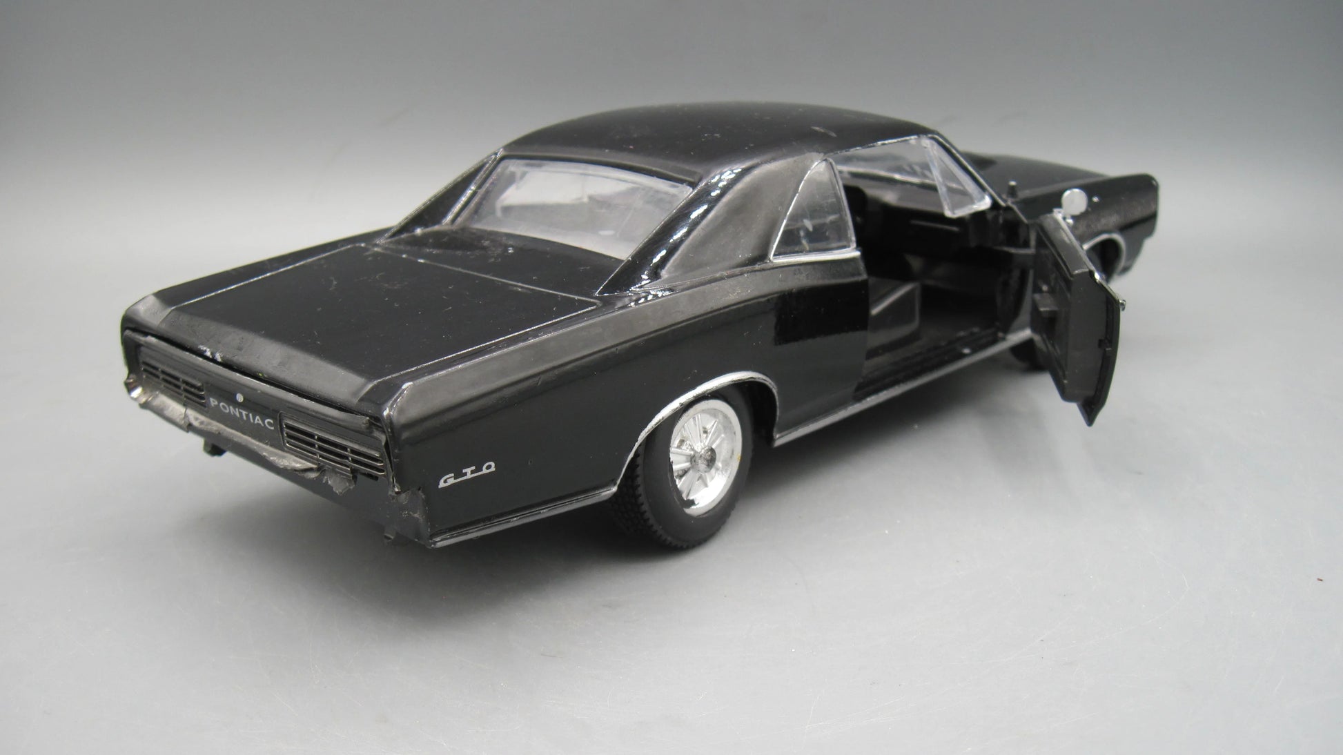 New Ray   Pontiac GTO 1966 Black
