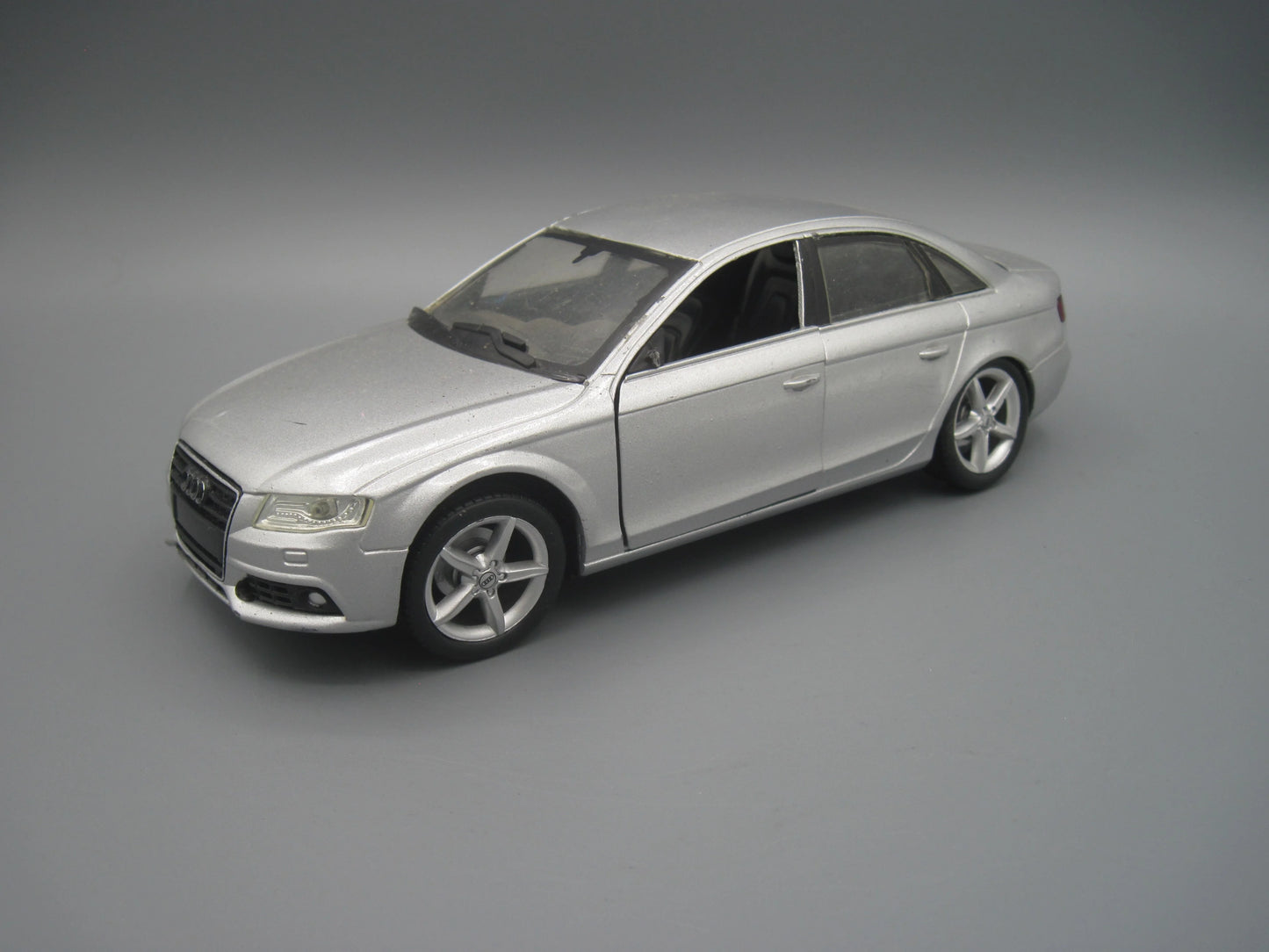 New-Ray   Audi A4 Saloon 2008 Silver
