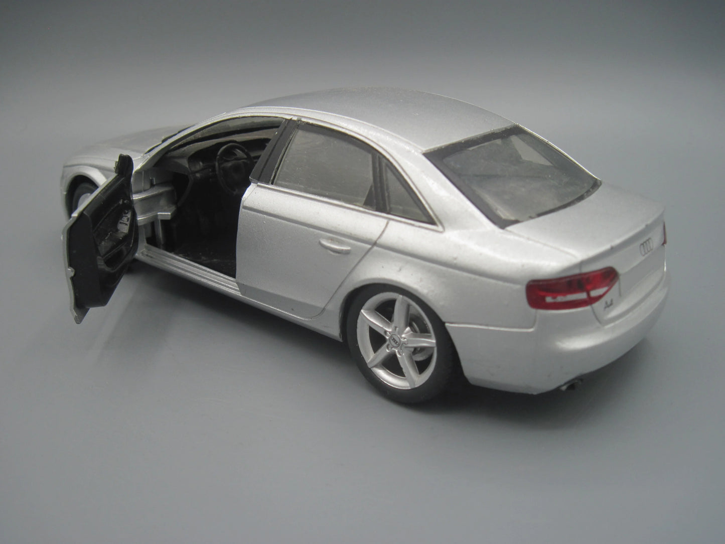 New-Ray   Audi A4 Saloon 2008 Silver
