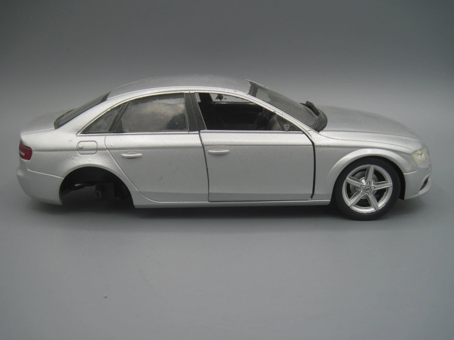 New-Ray   Audi A4 Saloon 2008 Silver