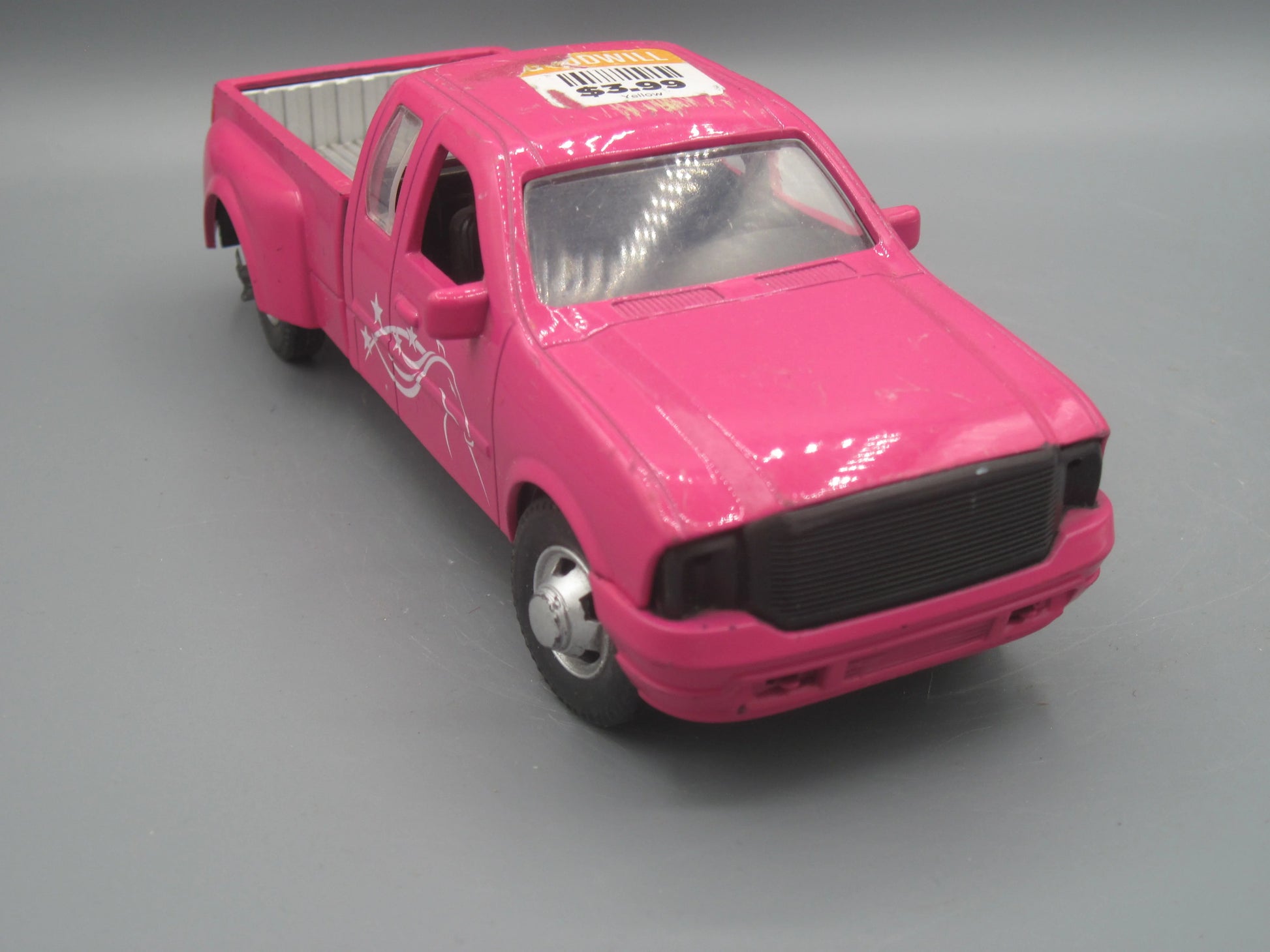 New-Ray   Ford F-350 Super Duty Pick Up Truck 2004 Pink