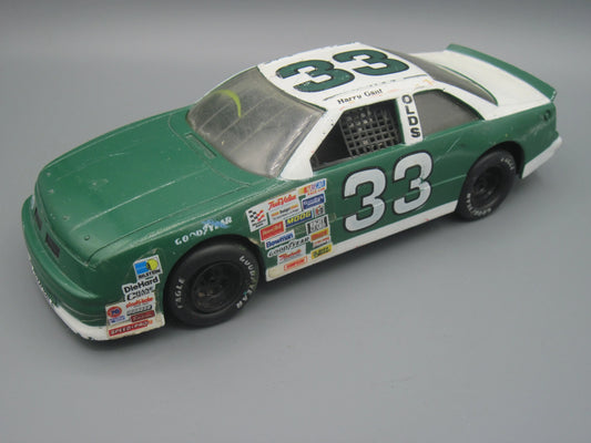 Racing Champions  Harry Gant #33 Oldsmobile Nascar 1993 Green & White