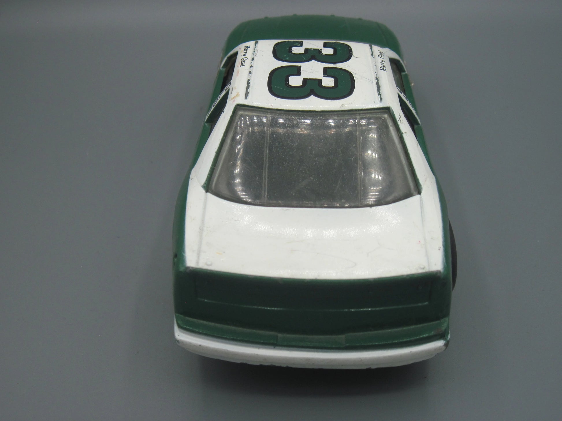 Racing Champions  Harry Gant #33 Oldsmobile Nascar 1993 Green & White