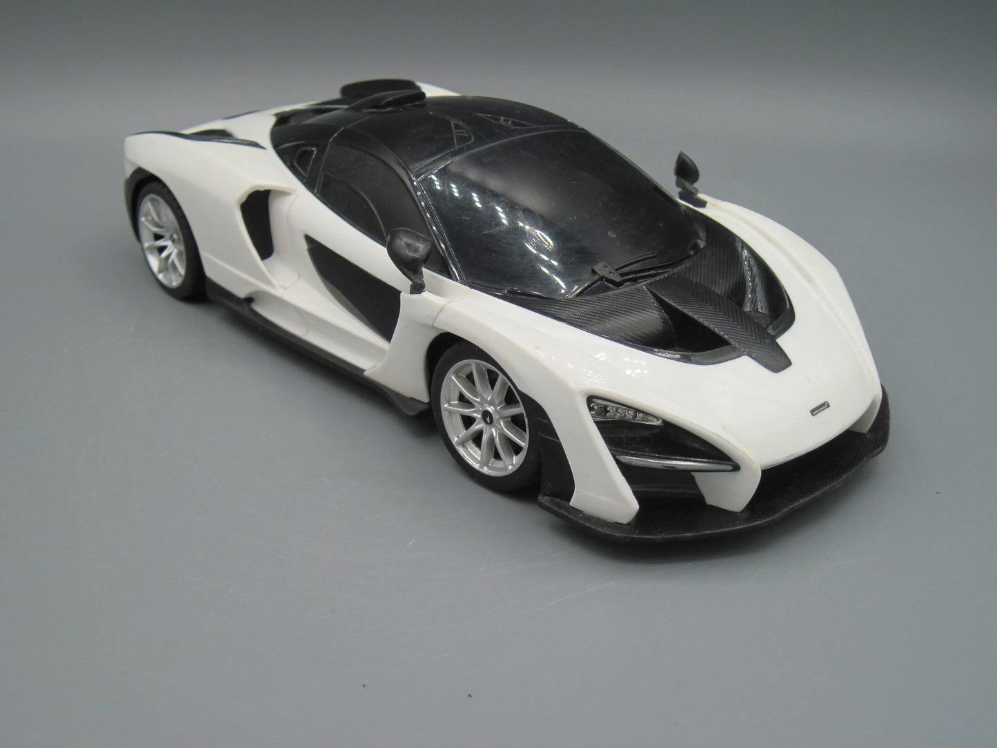 Rastar   Mclaren Senna with RC  Black & White