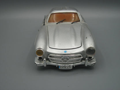 Revell   Mercedes-Benz 300 SL  Silver