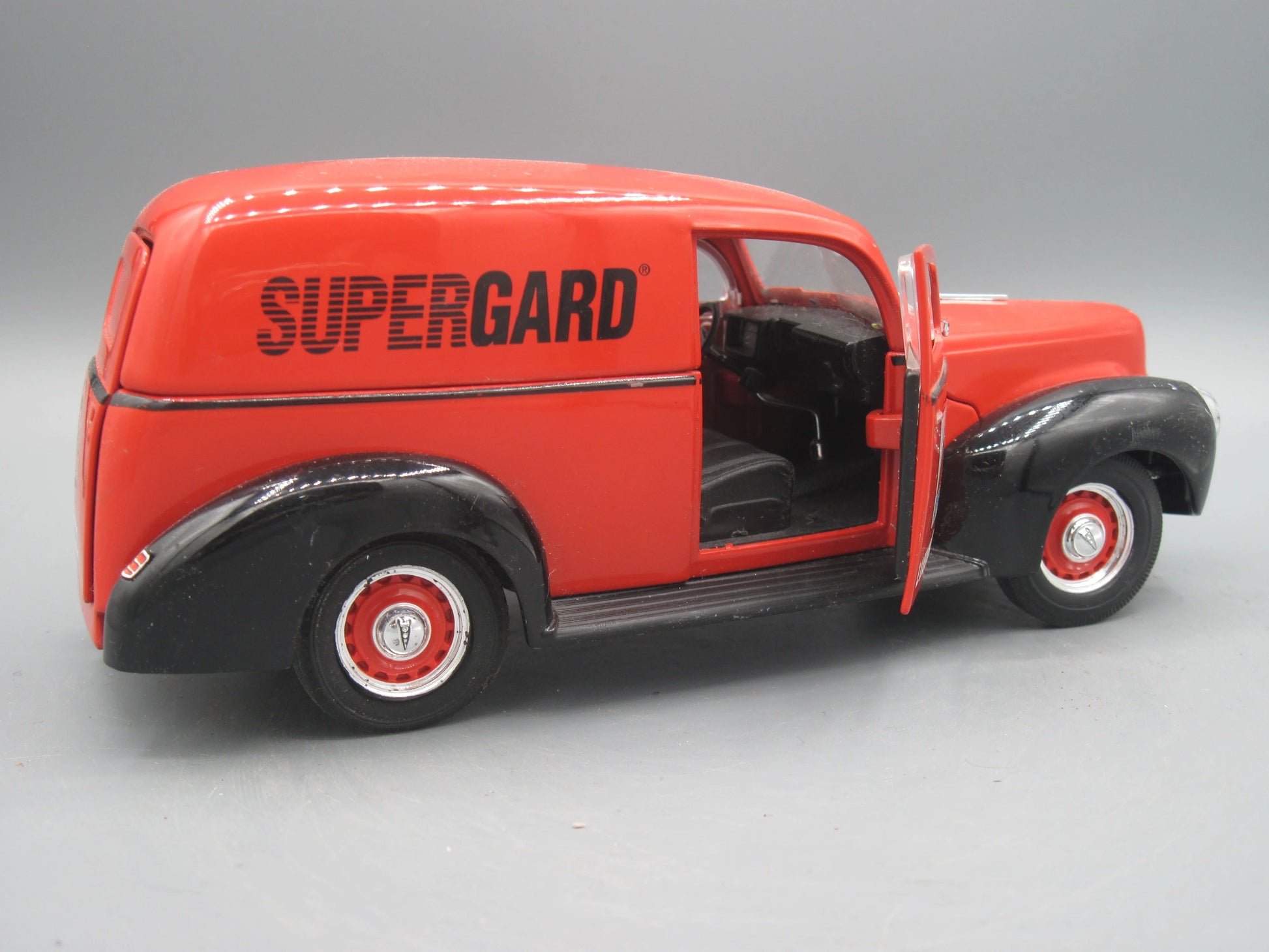 SpecCast    Ford Sedan Delivery Van 1940 Red Citgo Lubricants and Supergard