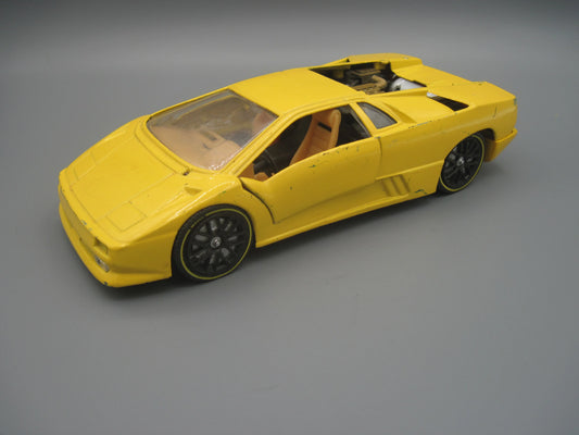 SMTS   Lamborghini Diablo  Yellow