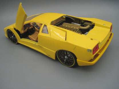 SMTS   Lamborghini Diablo  Yellow
