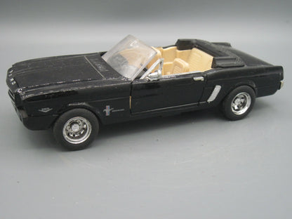 SunnySide   Ford Mustang Convertible  Black