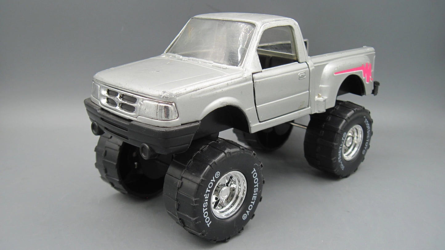 Tootsietoy   Ford Ranger Splash 1995 Grey