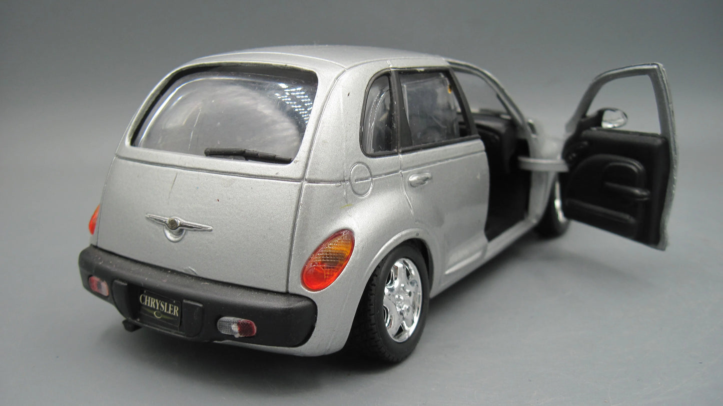 Unbranded   Chrysler PT Cruiser 2001 Silver