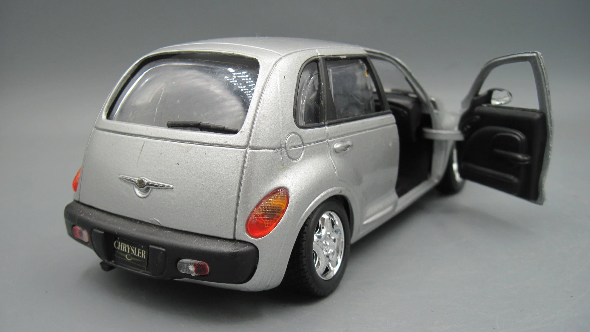Unbranded   Chrysler PT Cruiser 2001 Silver