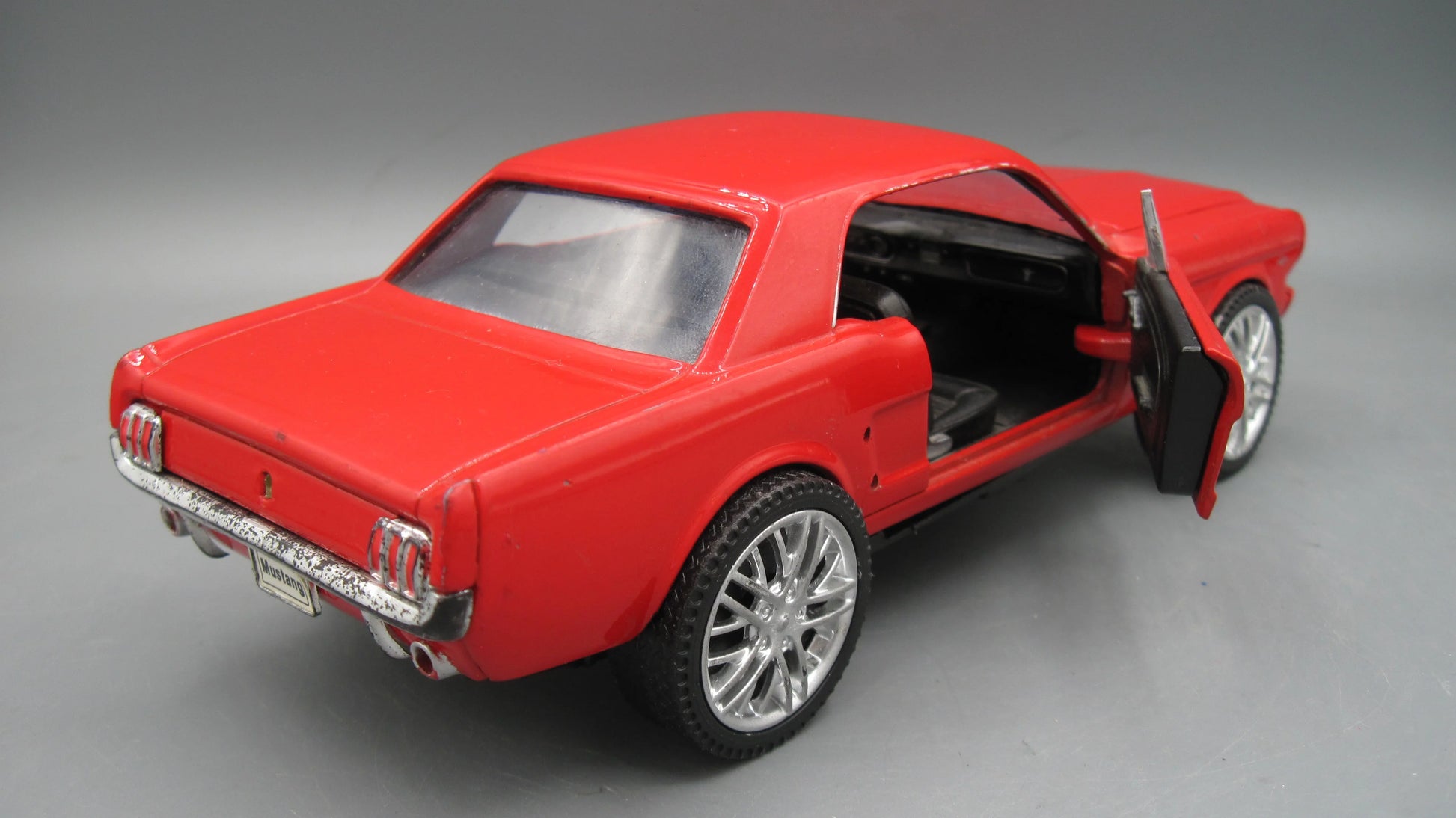 Welly   Ford Mustang 1964 Red