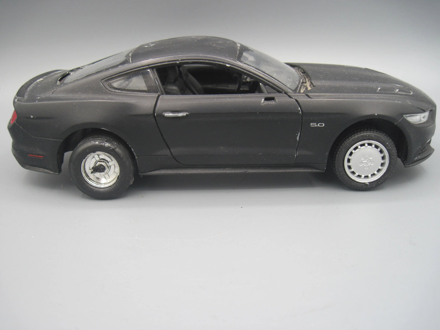 Welly   Ford   Mustang GT 2018 Black