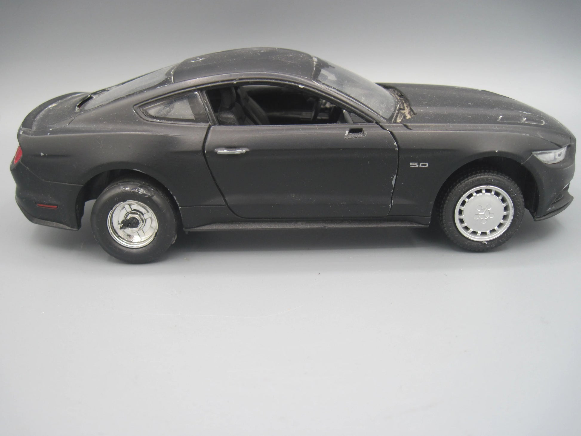 Welly   Ford   Mustang GT 2018 Black