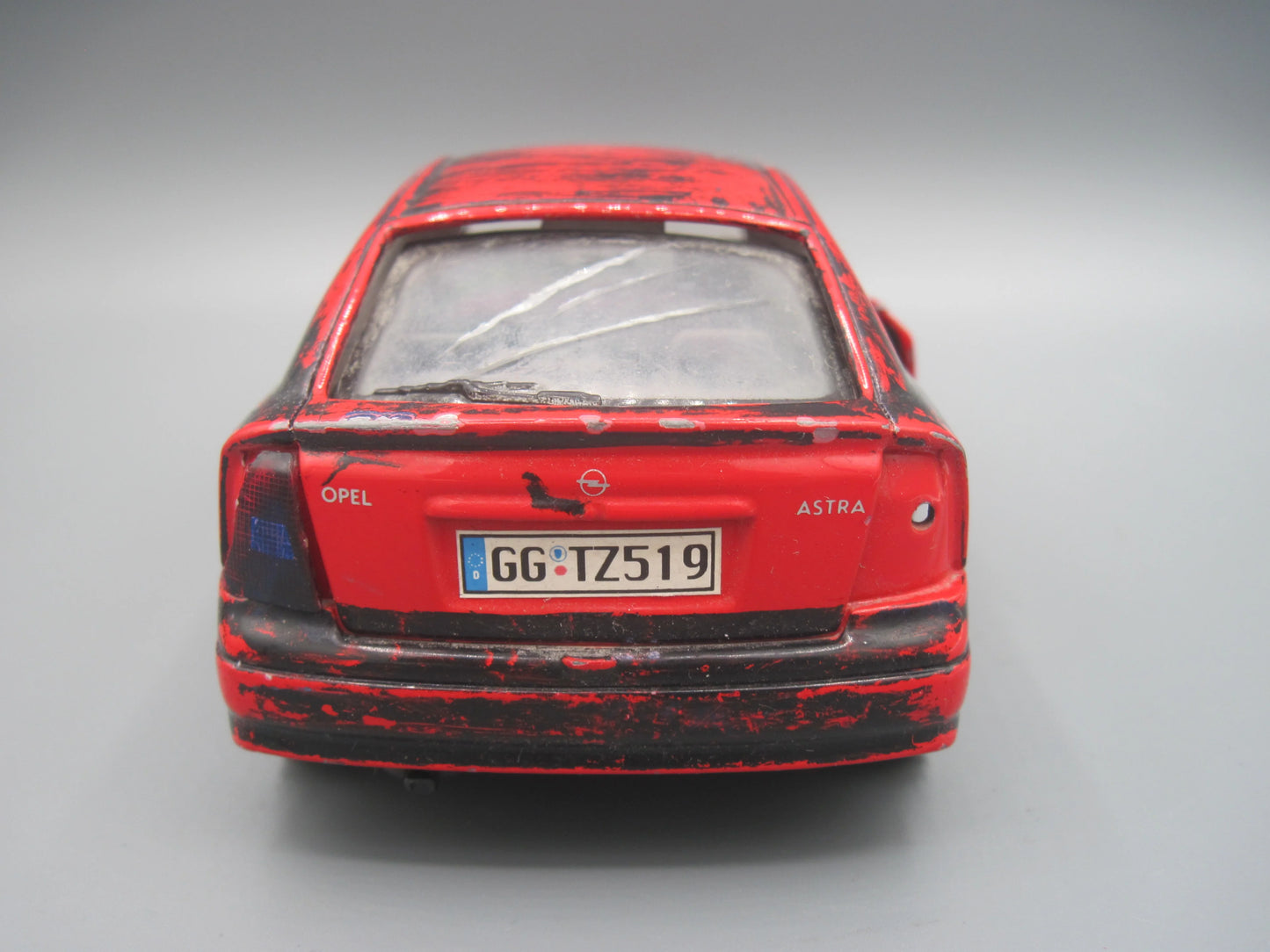 Welly   Opel Astra 2000 Red