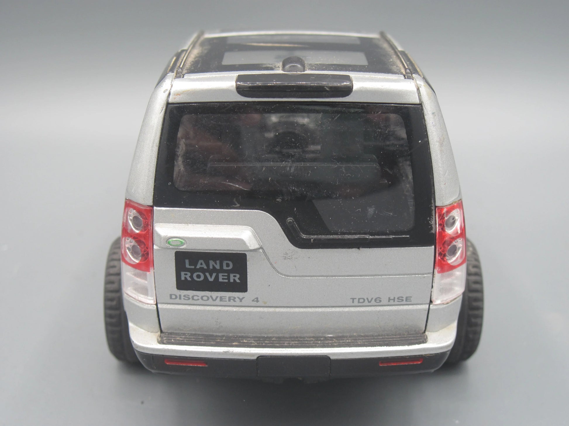 Welly   Land Rover Discovery 4  Silver