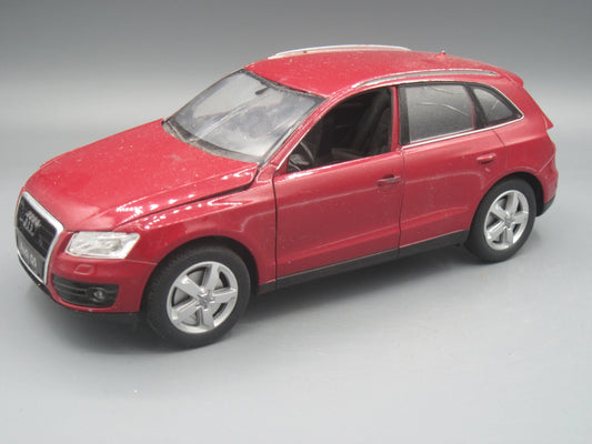 Welly   Audi Q5  Red