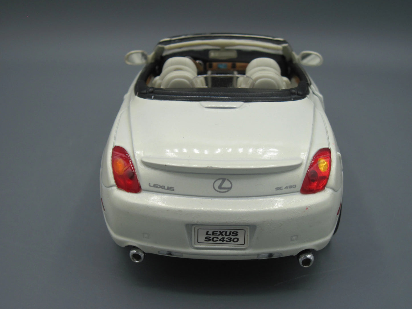 Welly   Lexus SC 430  White
