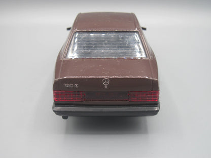 Bburago   Mercedes 190 E  Maroon