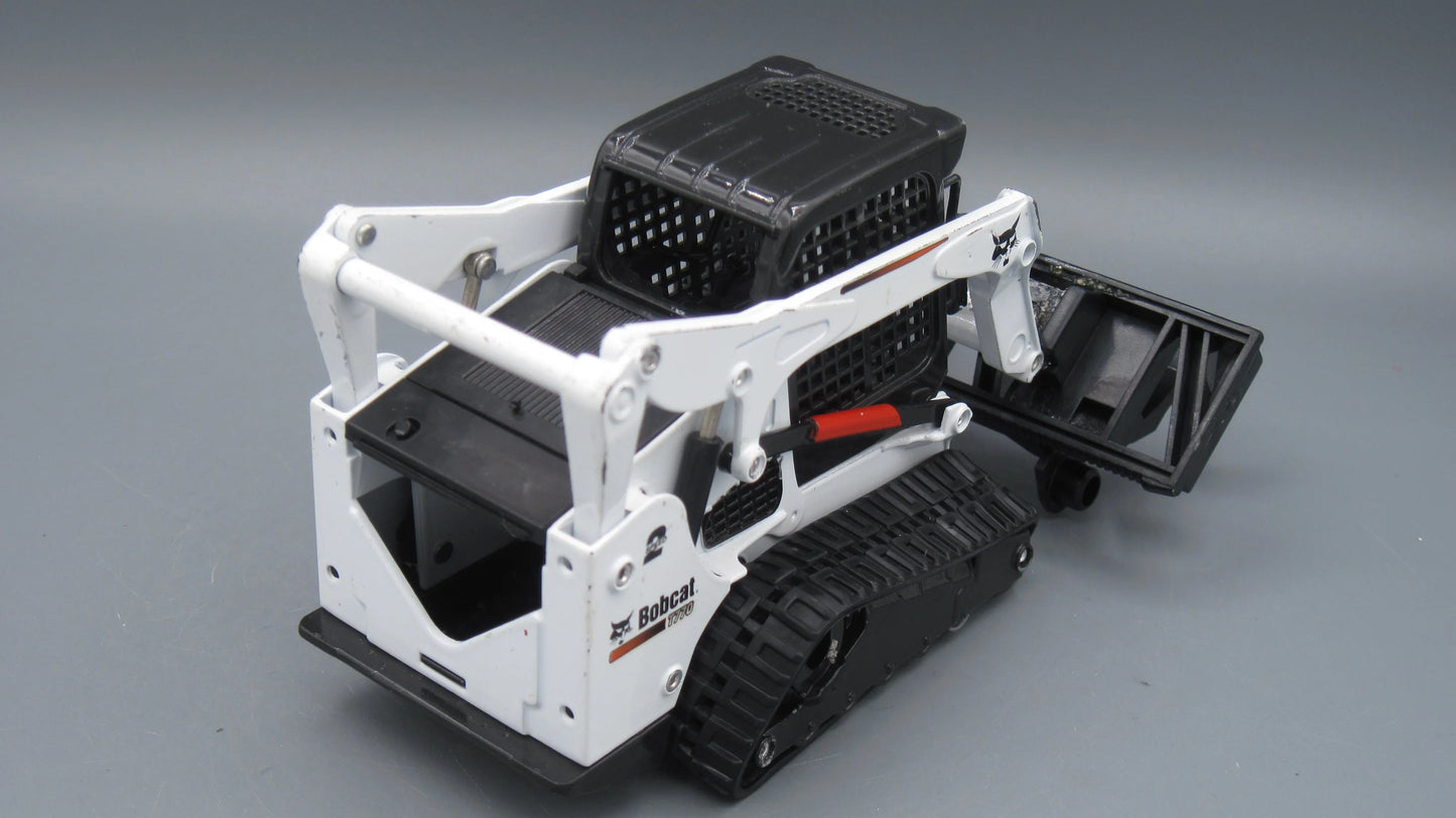 China   Bomcat T770 Compact Track Loader  White