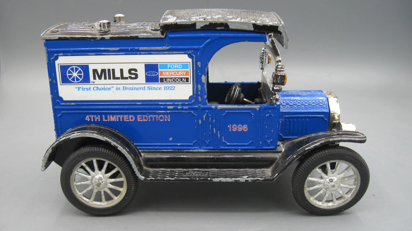 ERTL   Ford T Van 1913 Blue