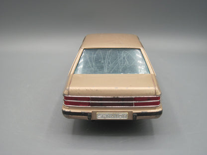 Gama   Opel Senator Saloon  Golden