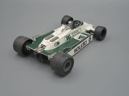 Hot Wheels   Williams FW08 Formula 1 Racecar  White, Green
