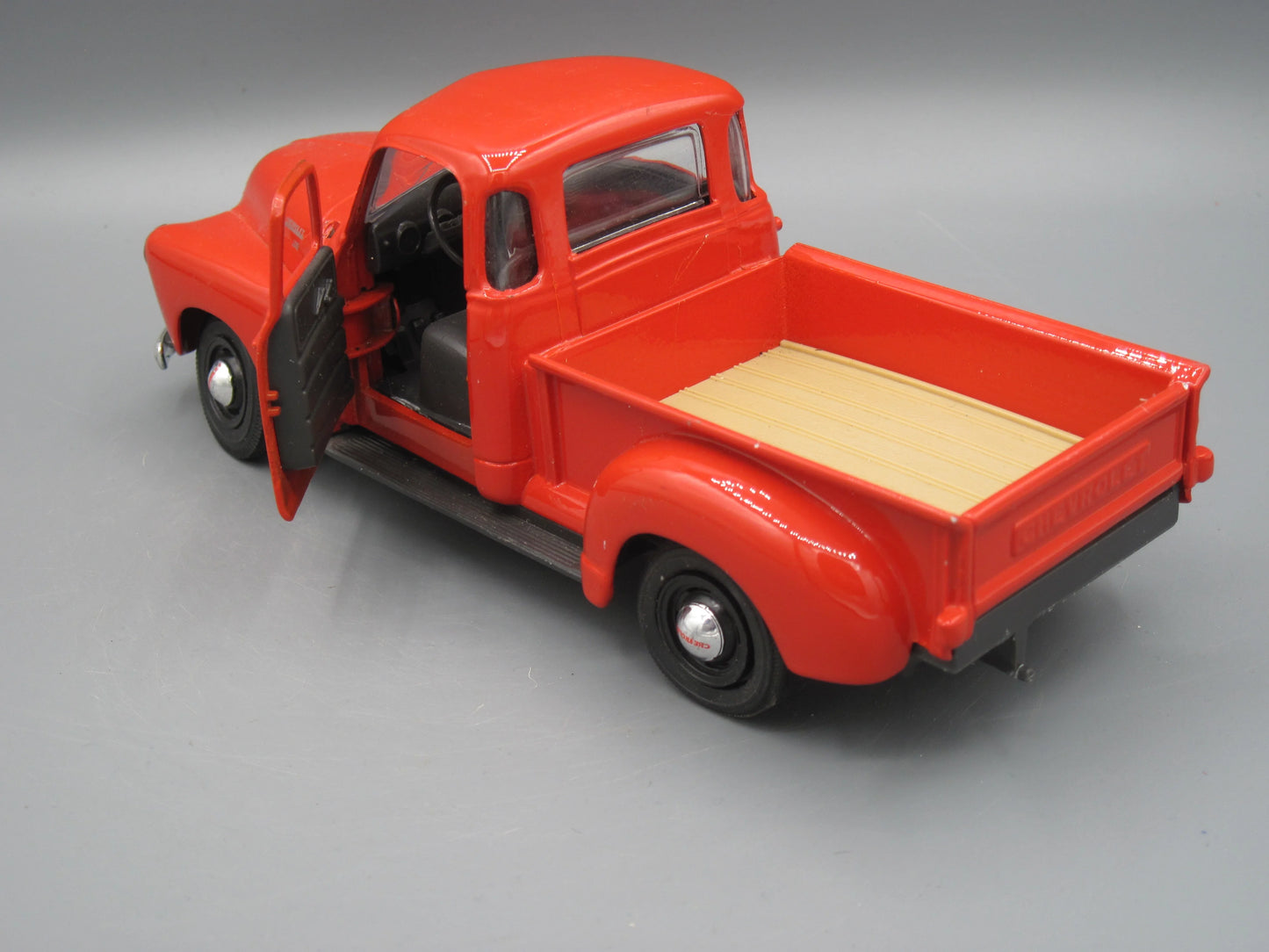 Maisto   Chevrolet 3100 1950 Red