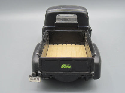 Maisto   Ford F1 Pickup 1948 Black & Green