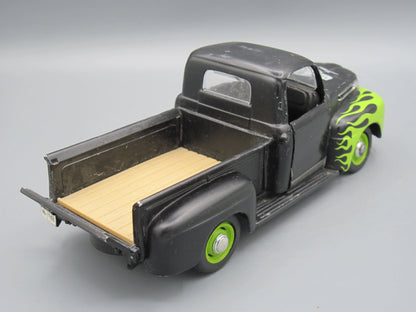 Maisto   Ford F1 Pickup 1948 Black & Green