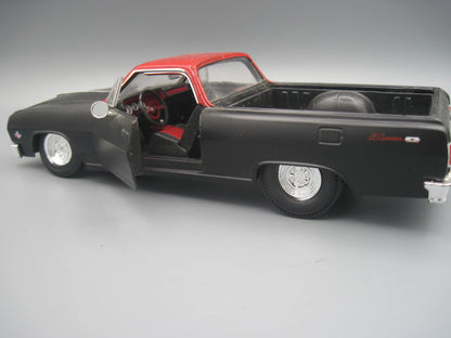 Maisto   Chevrolet El Camino 1965 Black & Red