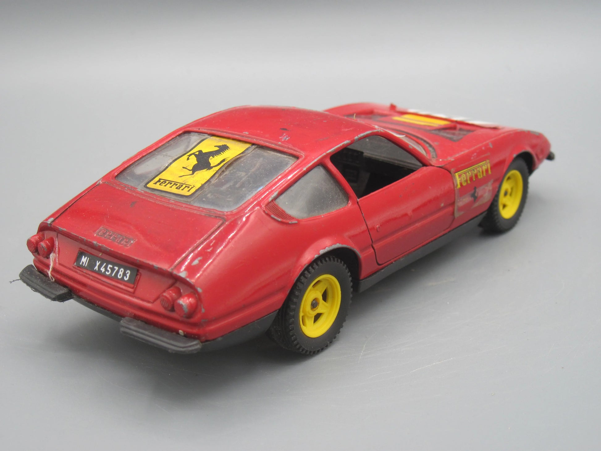 Polistil   Ferrari 365 GTB 4 Daytona  Red