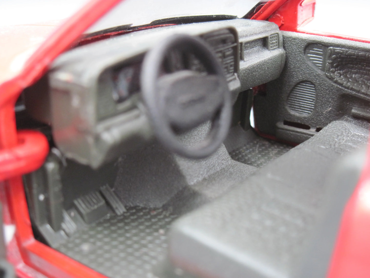 Maisto   Dodge Ram Pick up Truck  Red