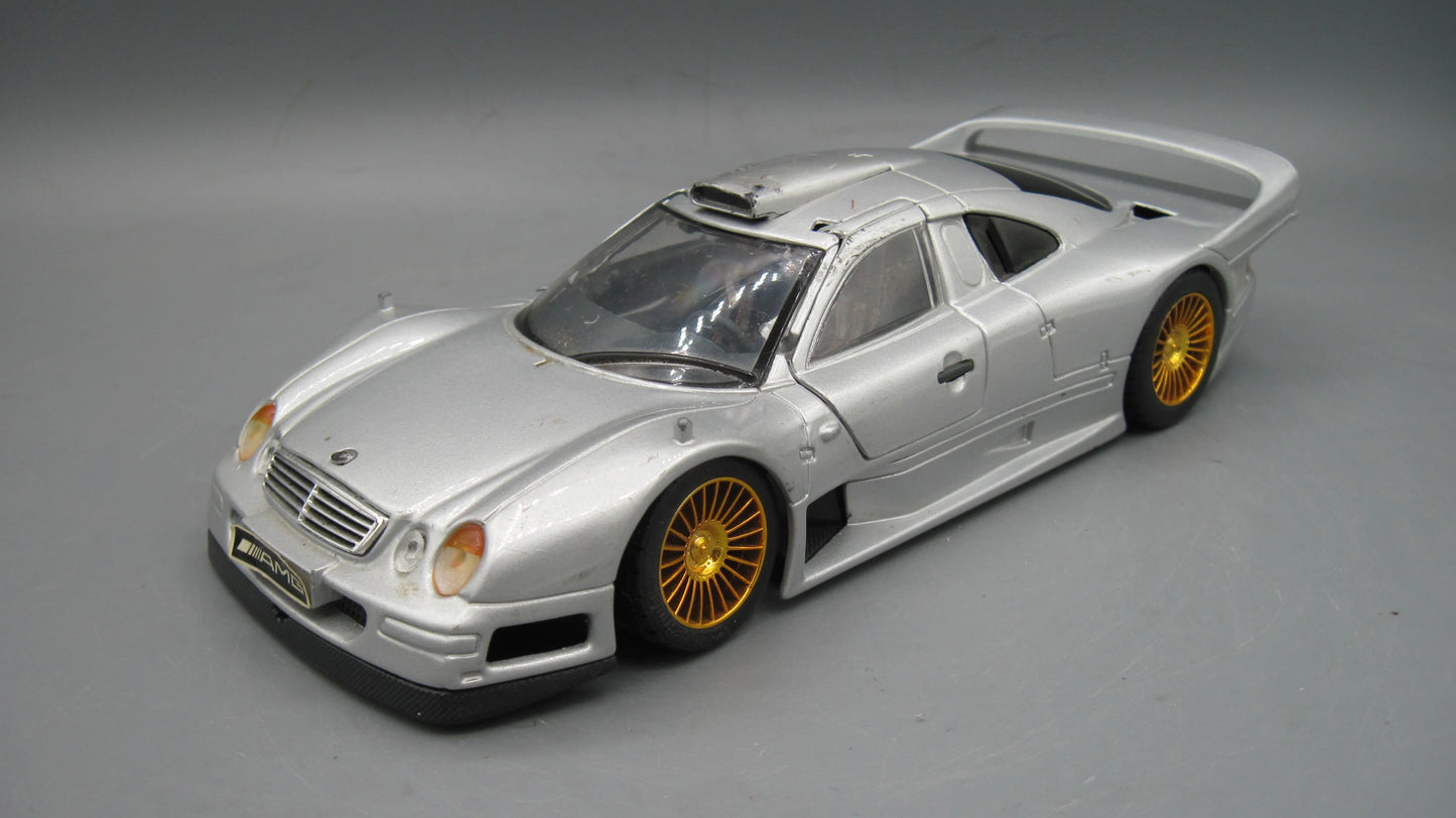 Maisto   Mercedes-Benz CLK-GTR  Silver