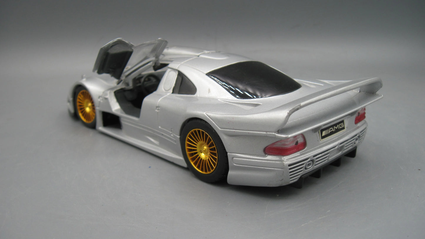 Maisto   Mercedes-Benz CLK-GTR  Silver