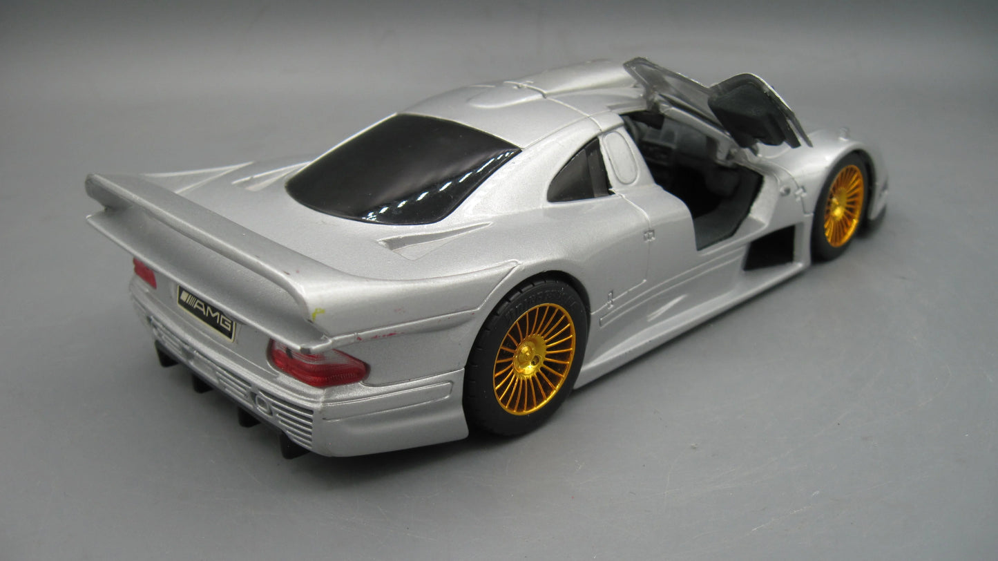 Maisto   Mercedes-Benz CLK-GTR  Silver