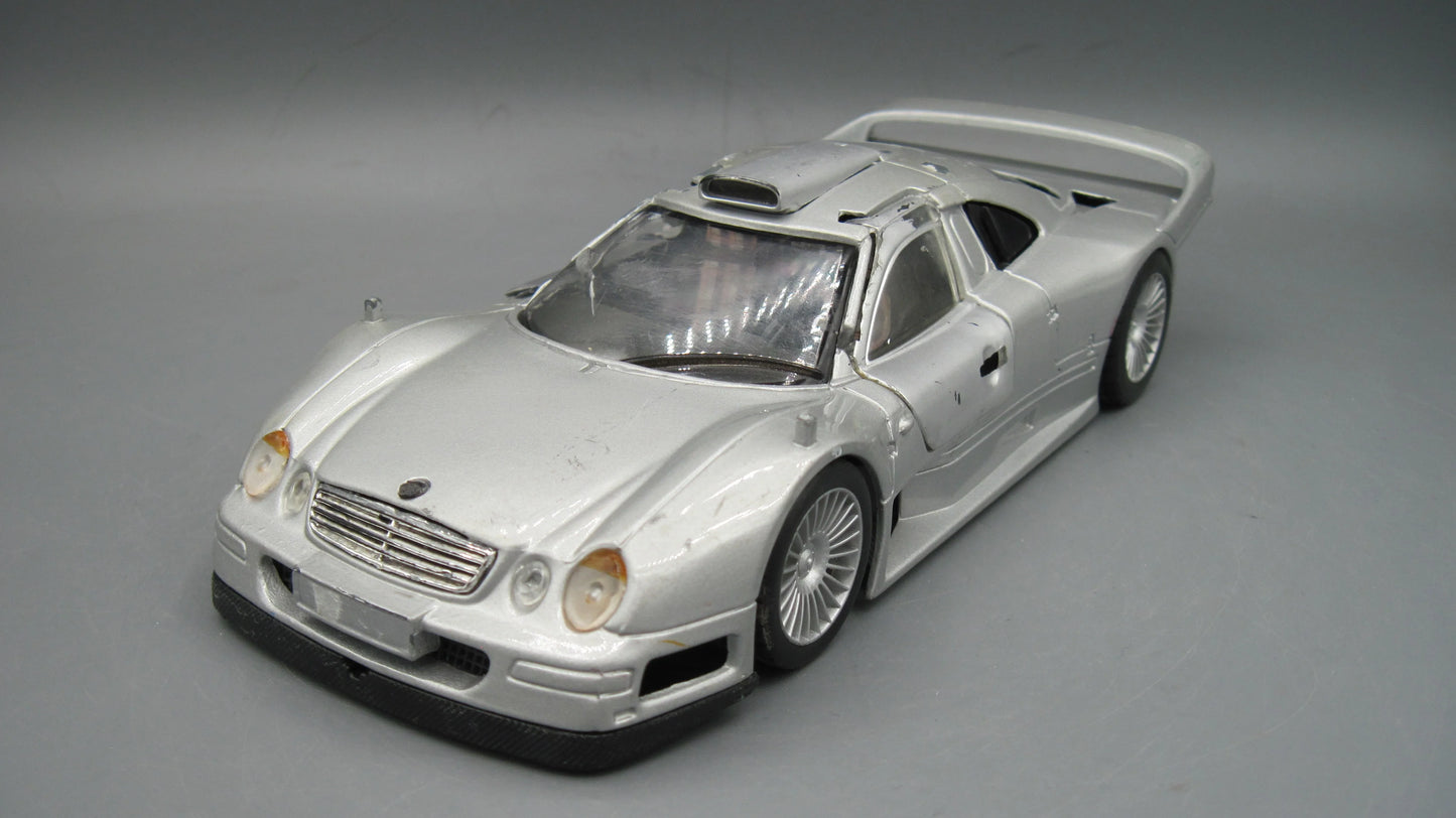 Maisto   Mercedes-Benz CLK-GTR  Silver