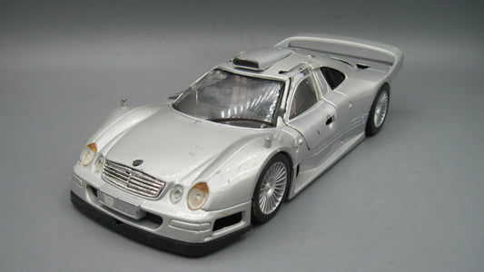 Maisto   Mercedes-Benz CLK-GTR  Silver