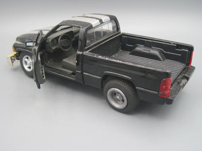 Maisto   Dodge Ram 1500 V8  Black