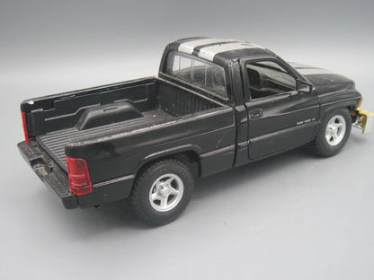 Maisto   Dodge Ram 1500 V8  Black